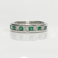 R429G ELLANI SS GREEN AND WHITE ROUND CZ CHANNEL SET BAND